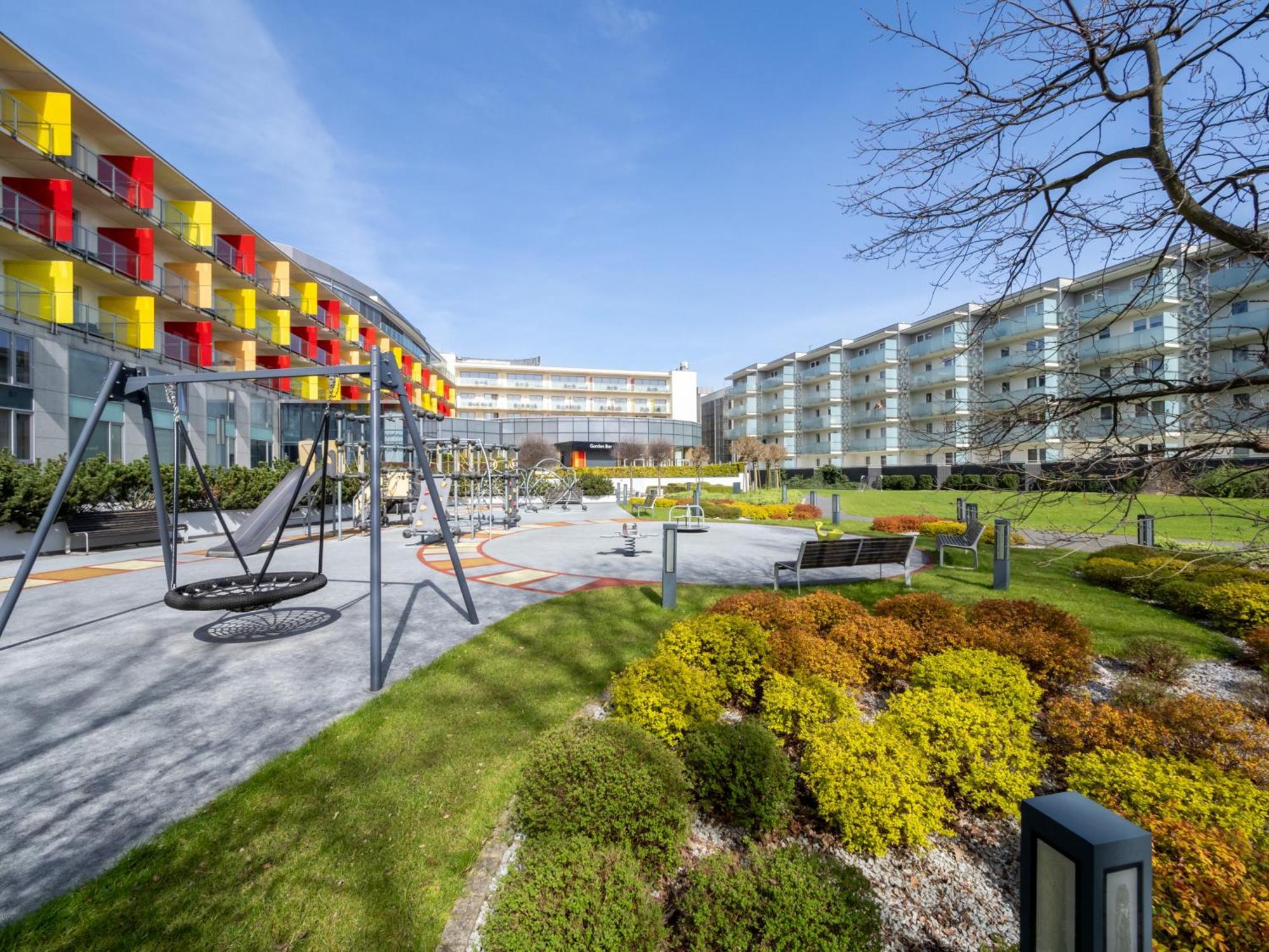 Aquarius Kolobrzeg Apartment ภายนอก รูปภาพ