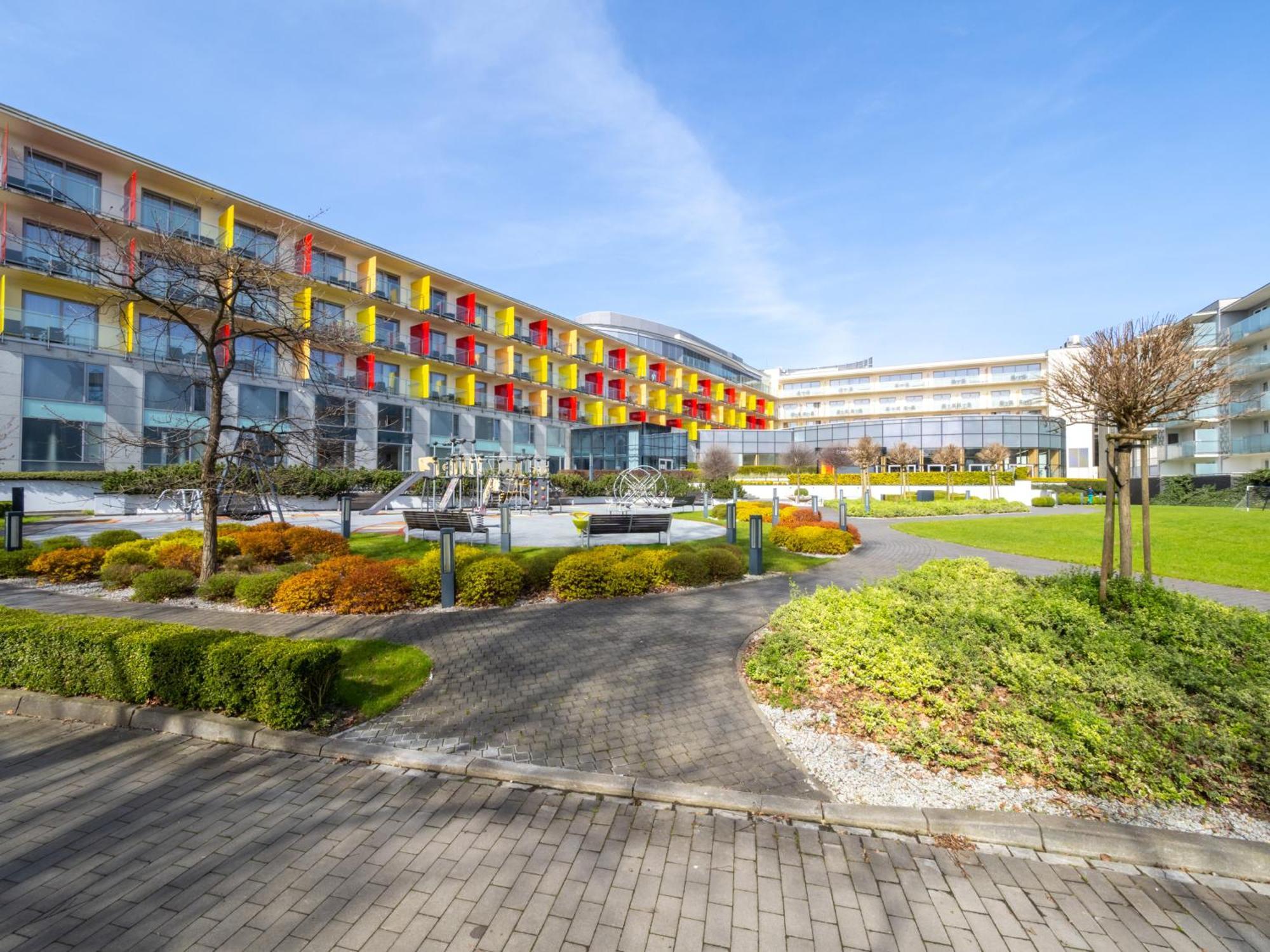 Aquarius Kolobrzeg Apartment ภายนอก รูปภาพ